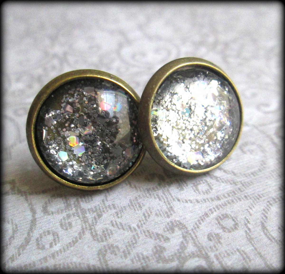 Silver.glitter.post Earrings.vintage Style.handcrafted.handpainted.